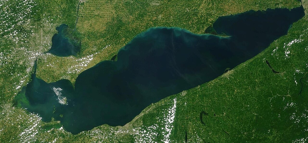 The shoreline of Lake Erie