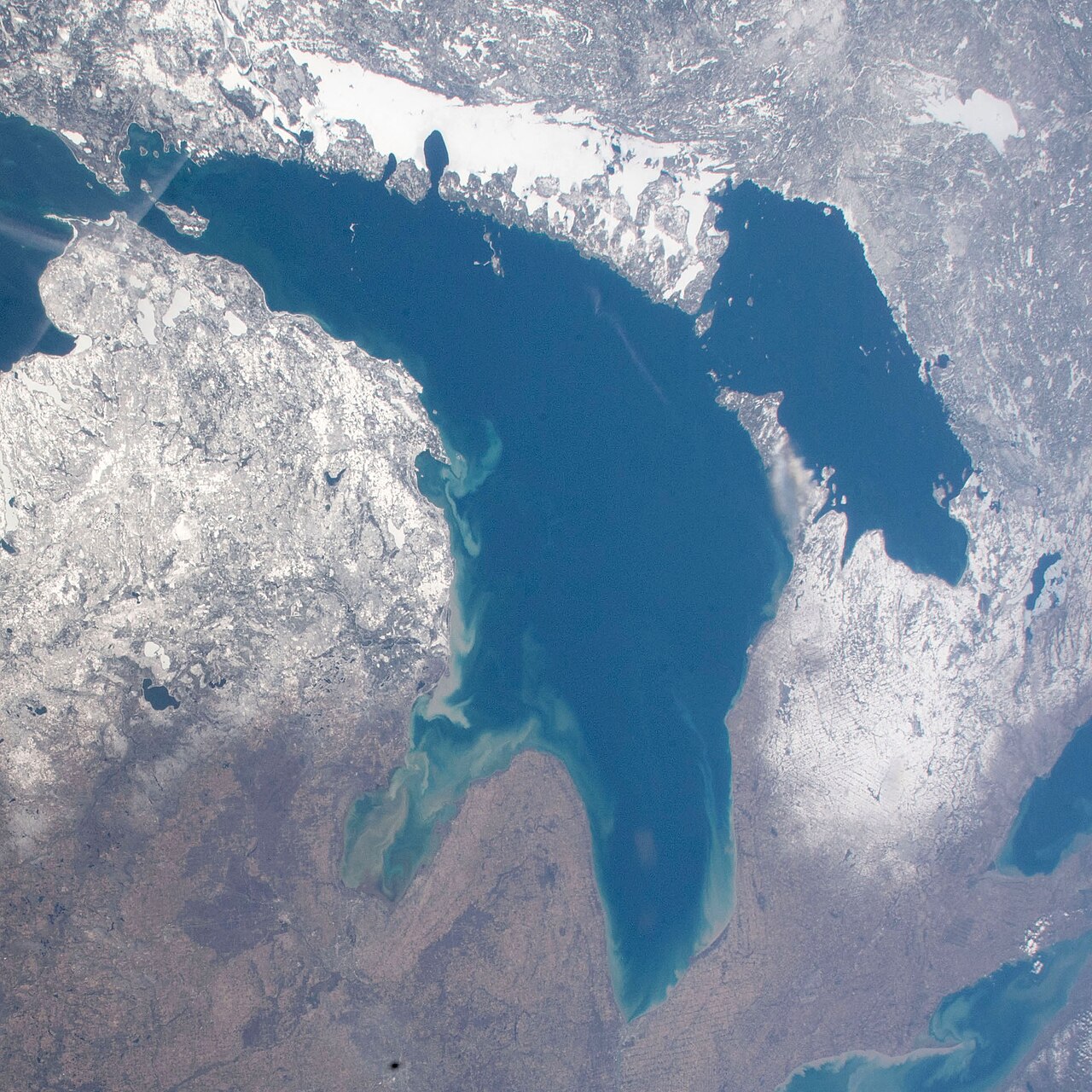 An island shoreline on Lake Huron